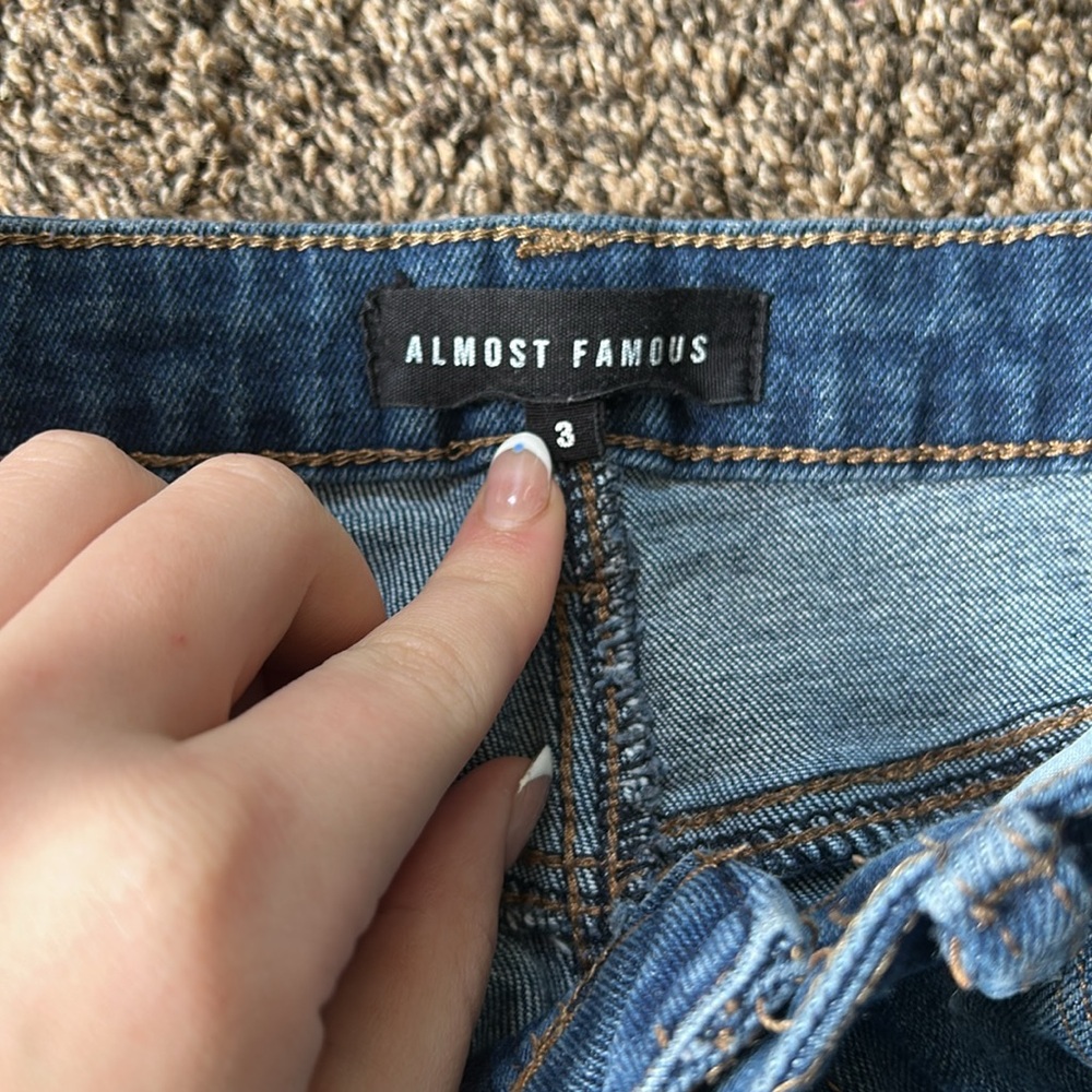 Jean shorts - Picture 2 of 3